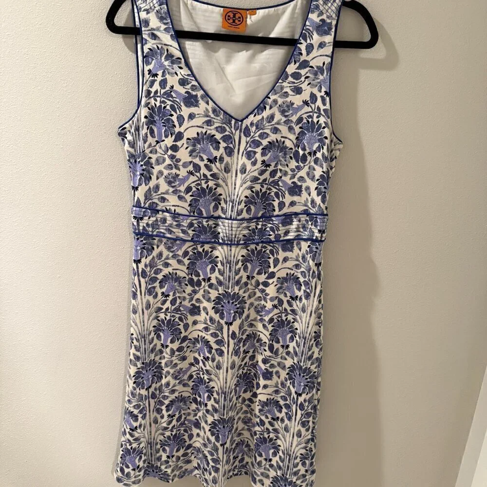 Tory Burch Women's Blue/White Silk Knee Length‎ Sleeveless Dress - Size M Medium